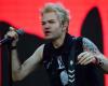 Sänger Deryck Whibley wirft seinem ehemaligen Manager sexuelle Übergriffe vor