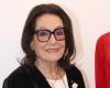 „Ich möchte nicht auf die Bühne fallen“: Nana Mouskouri äußert sich offen zu ihrer Gesundheit und ihren Fähigkeiten mit 90