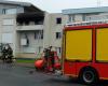 Eine Familie wurde nach einem Hausbrand ins Krankenhaus eingeliefert