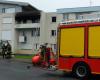 Eine Familie wurde nach dem Brand ihrer Wohnung ins Krankenhaus eingeliefert