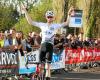 Tony Périou volle Sonne in Ergué-Gabéric vor der Normandie