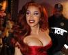 Cardi B macht sich an Halloween 2024 im Jessica Rabbit-Kostüm einen Namen: Sehen Sie sich den sexy Look an!