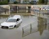 Überschwemmungen in Spanien: Flughafen Barcelona unter Wasser