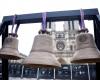 Vom Stade de France bis Notre-Dame, die Glocke von Paris 2024 wurde an ihrer letzten Ruhestätte aufgestellt