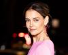 Einmal mehr beweist Katie Holmes ihr Stilbewusstsein mit einem farbenfrohen Look