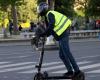 Paris: Der Fahrer eines Rollers fährt eine ältere Frau an und verletzt sie schwer