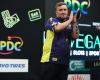 Littler schlägt De Decker im Grand Slam of Darts-Epos in Wolverhampton