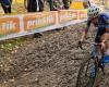 Große Gruppe färbt Superprestige Merksplas, aber Alvarado bleibt cool und beschleunigt in einem klugen Moment zum Sieg