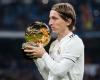 Ballon d’Or: unglaublich! Luka Modrić trennt sich von seiner Trophäe und schickt sie an… (Foto)