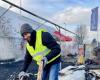 Streikende mobilisierten nach dem Brand vor der Michelin-Fabrik in Cholet