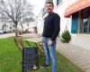 Der Besitzer einer Bar in der Loire-Atlantique prangert mit Humor den täglichen Hundekot auf seiner Terrasse an