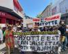 ein Solidaritätsmarsch zur Unterstützung von Mayotte in den Straßen von Saint-Denis