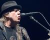 Neil Young wird endlich beim Glastonbury Festival spielen