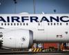 Ein Flugzeug der Air France muss wegen eines Druckproblems in Paris notlanden