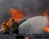 Die Feuerwehrleute in Los Angeles sind mit vier Bränden auseinandergerückt, aber Hilfe ist unterwegs