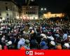 Eine Demonstration versammelt Zehntausende Menschen in Wien gegen eine extreme Rechte vor den Toren der Macht